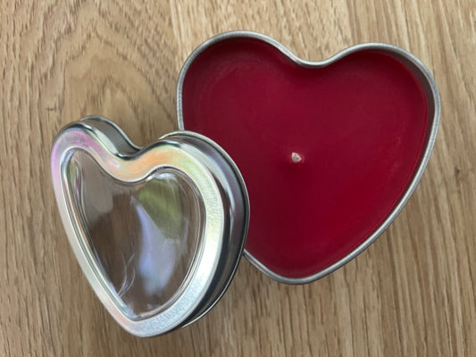 Valentines heart tin candle